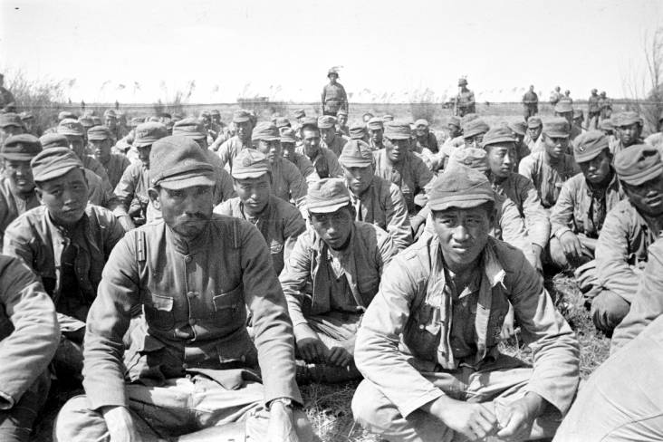 Японские солдаты, захваченные в плен у реки Халхин-Гол. Монголия. 1939 год. Фото Павла Трошкина